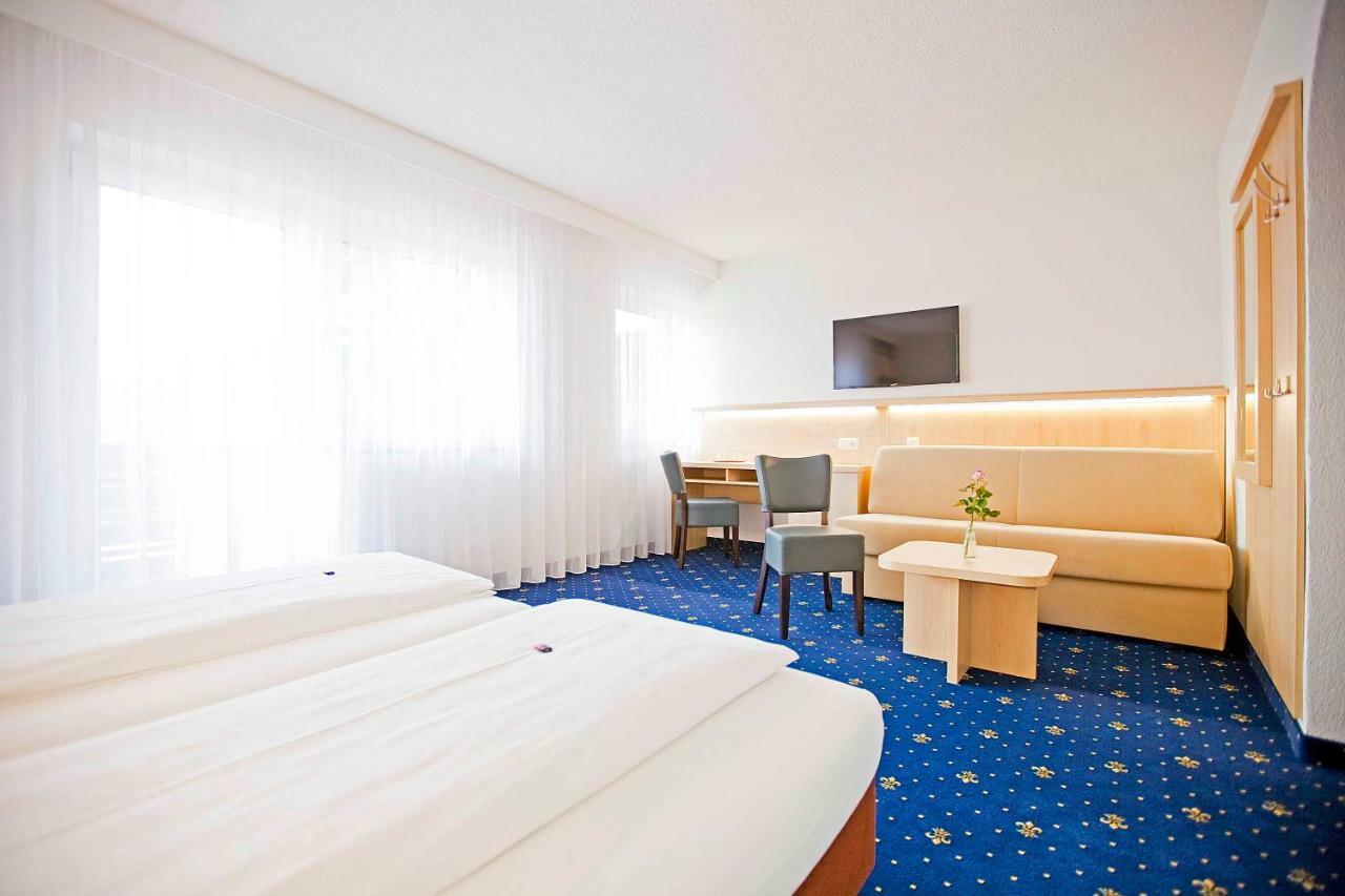 Post Hotel